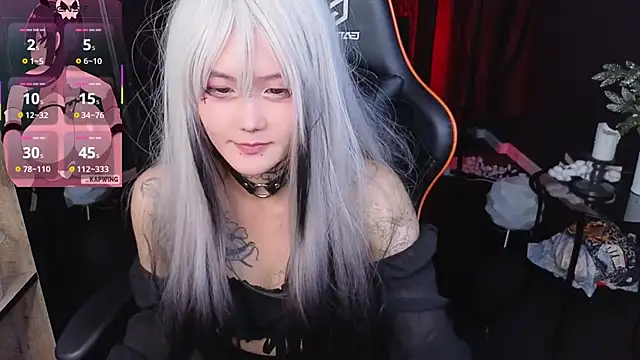 GothXRaven online show from September 18, 3:43 pm