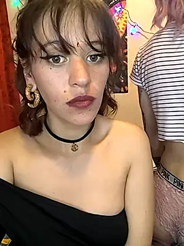 Snapshot of femdomroom chatting on November 29, 6:39 am femdomroom online show from November 29, 6:39 am