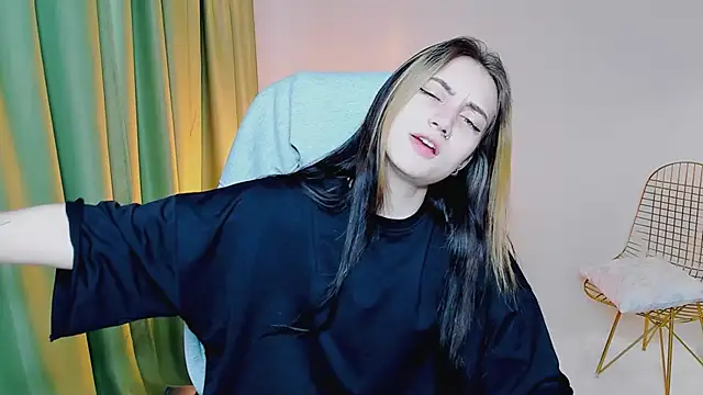 olivianorton online show from September 14, 9:18 am