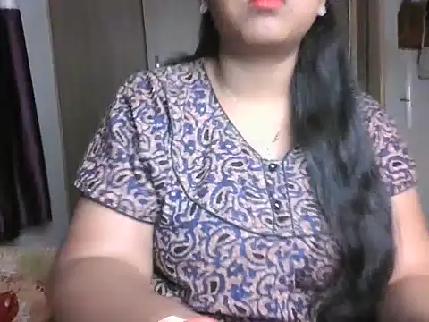 its me Rashmi online show from November 24, 5:48 pm