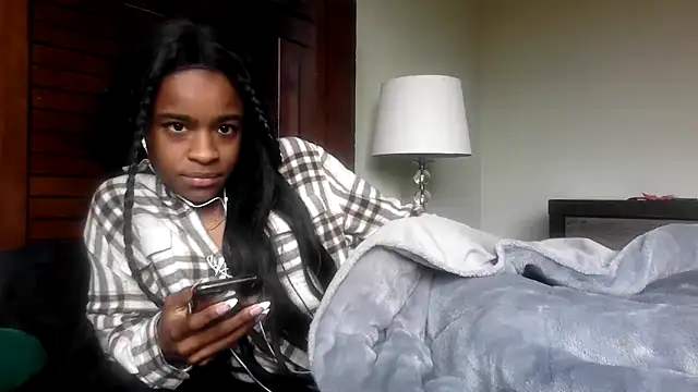 Marlowlovee online show from January 6, 8:23 pm