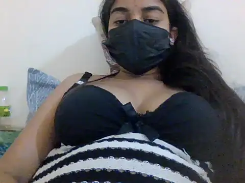 Little toy girl online show from March 7, 10:33 am