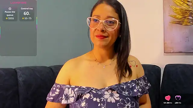 Alana steel 1 online show from October 10, 12:32 pm