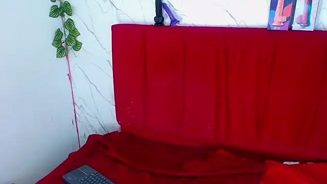 anishasanchezcm101 online show from September 14, 4:21 am