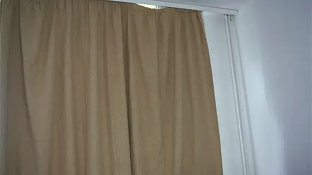 HotMollyX online show from July 7, 7:23 am