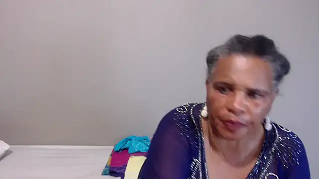 GrandBustyMelon online show from November 15, 5:19 am