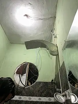 isanhaiaka online show from November 14, 3:39 am