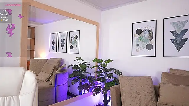 MilaCrave online show from September 19, 12:26 pm