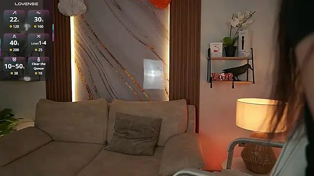 MilaCrave online show from October 25, 12:02 pm