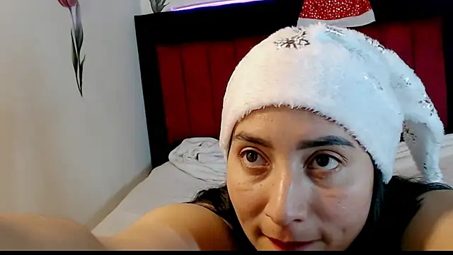 angelyxs online show from December 16, 9:31 pm