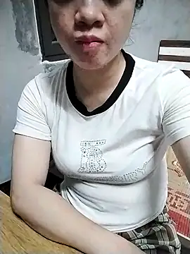 Mie rose online show from February 28, 9:41 am