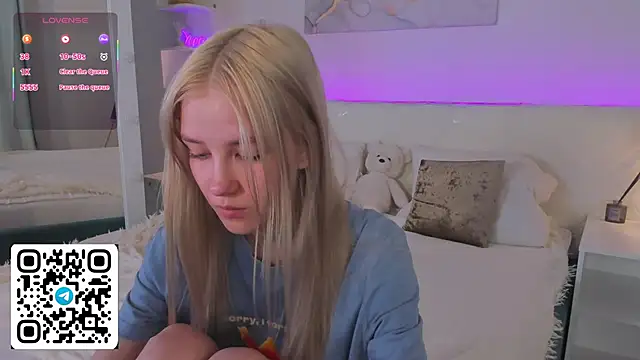 Anellyball online show from April 1, 1:41 pm