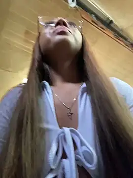 Sara-cooper2 online show from October 3, 9:20 pm