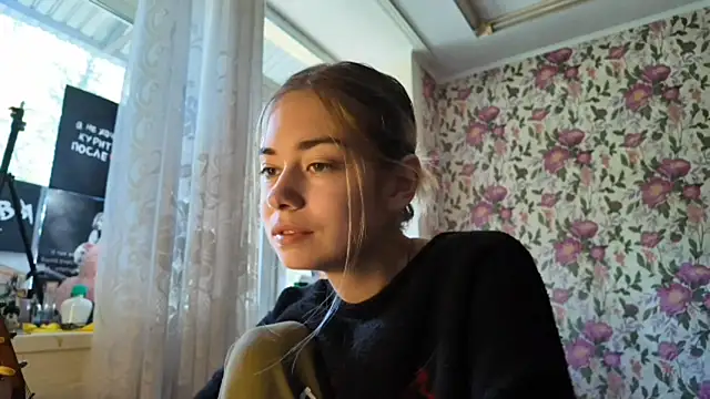 Witching Moon online show from September 16, 8:00 am