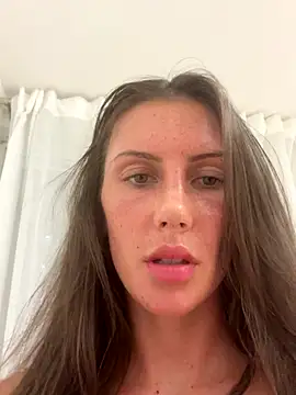 MilaRenee online show from October 31, 1:07 am