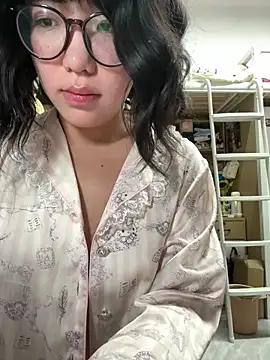 luluya1314 online show from April 20, 2:03 am