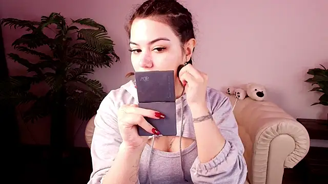 Dark Moni online show from February 18, 2:32 am