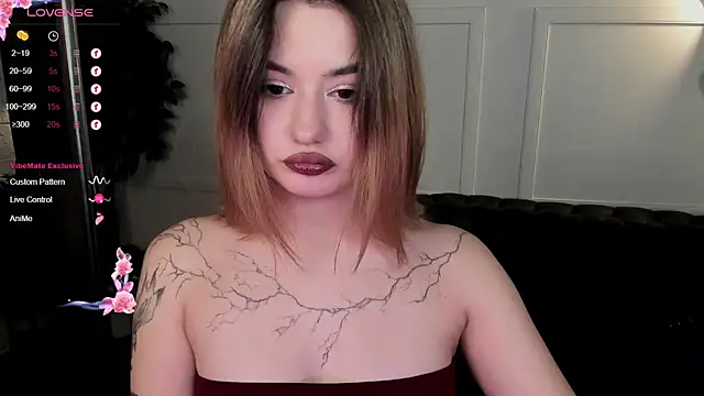 Dark Moni online show from November 6, 8:42 am