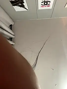 Aliciawhitee online show from November 13, 2:32 am