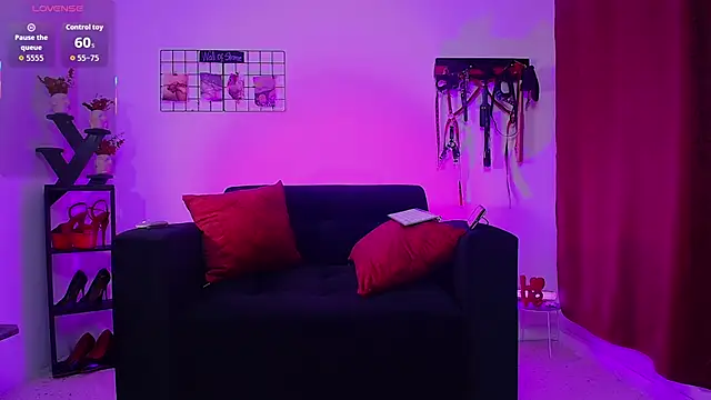 Daphne Clarke online show from September 18, 10:14 am