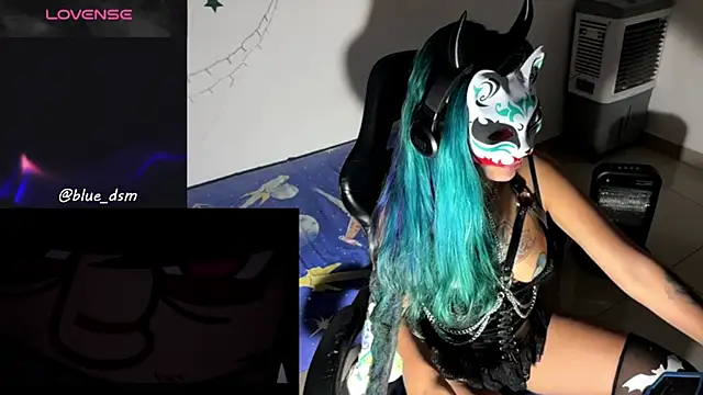 bluesubmissive online show from July 15, 3:44 am