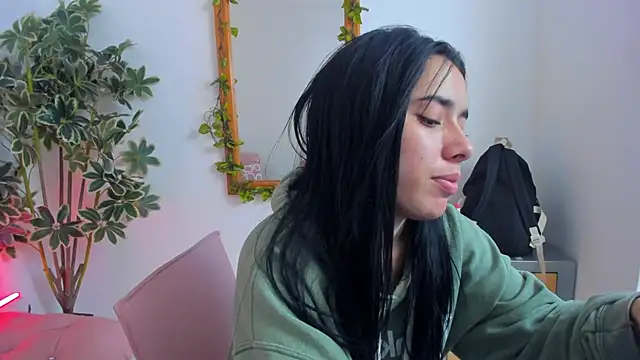 JadeKey  online show from September 10, 12:32 am