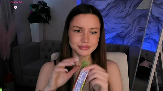 Aria Mila online show from March 27, 3:30 am