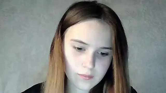 SweetLoraa online show from September 19, 7:35 pm