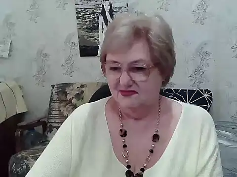 Renata62011 online show from April 10, 12:55 pm