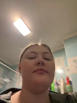 SunshineEmma online show from February 10, 1:41 am