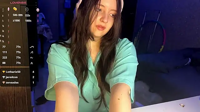 LauretteRagar online show from October 2, 6:35 pm