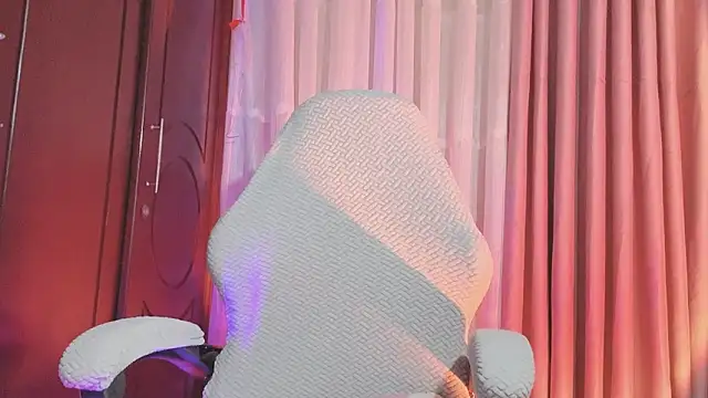 Vessi-babe online show from September 11, 2:28 pm