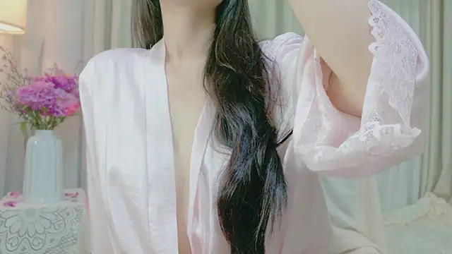 Vessi-babe online show from May 31, 6:09 pm
