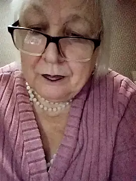 Alexia64231 online show from November 13, 8:41 pm