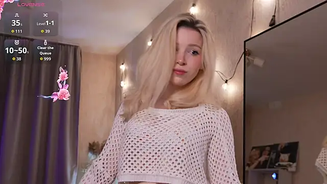 peachii meow online show from April 16, 5:34 pm