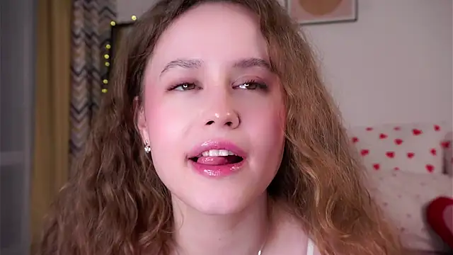 SusannaScholler online show from March 28, 9:57 pm