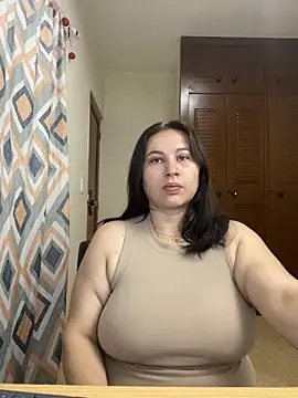 victoriadaniela online show from February 2, 4:44 am