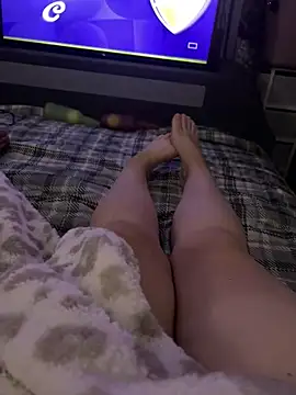 feetwithlottielou online show from September 24, 8:08 pm