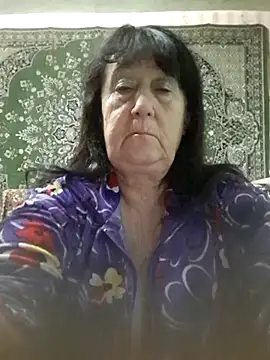 CrystalLime6411 online show from September 25, 5:11 pm