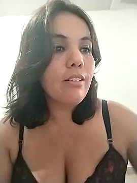 Bellapotencia1985 online show from September 13, 11:40 am