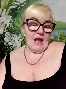 VioletSweet5566 online show from April 13, 4:52 pm