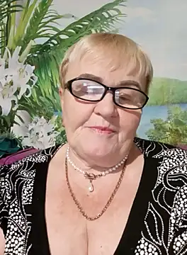 VioletSweet5566 online show from September 22, 6:28 pm