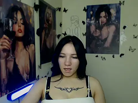 Em7MaA online show from November 24, 1:24 pm