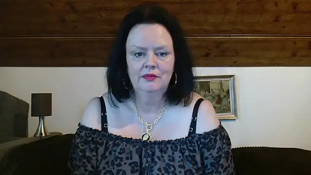 TiffanyMature online show from October 8, 3:27 pm
