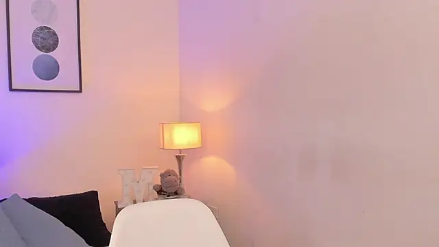 emmabridgerton online show from April 14, 10:10 pm