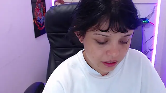 minnie cake online show from November 26, 9:49 pm