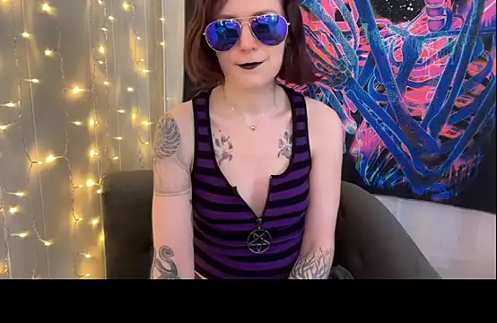 mistressannafoxx online show from September 15, 5:09 pm