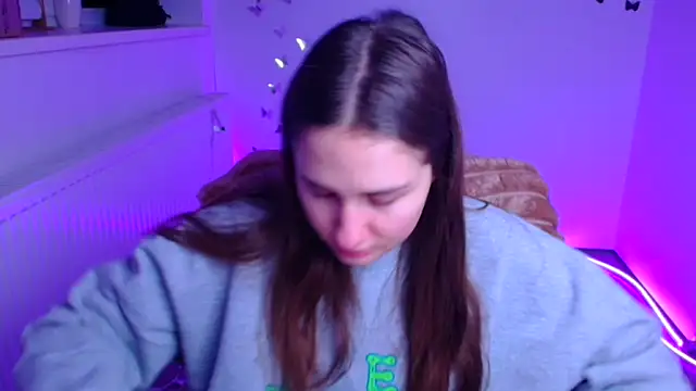 Stefanie Sweet online show from February 2, 6:23 am