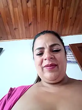 Mia-Glow online show from March 17, 10:03 pm