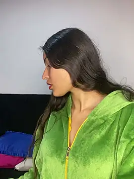 hotwife26 online show from January 16, 3:57 am